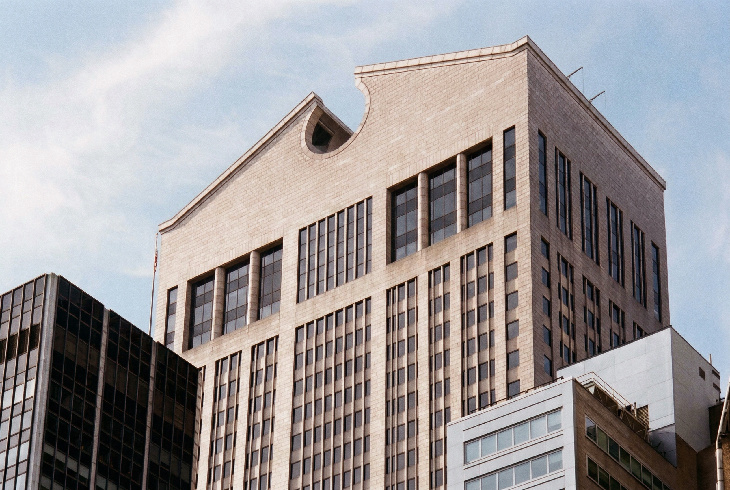 The chippendale crown of 550 Madison Avenue in New York City