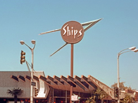 Rocket motif and angled roof of Ships Coffee Shop in California | LA Conservancy